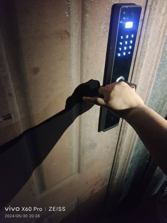 开锁换锁疏通下水道