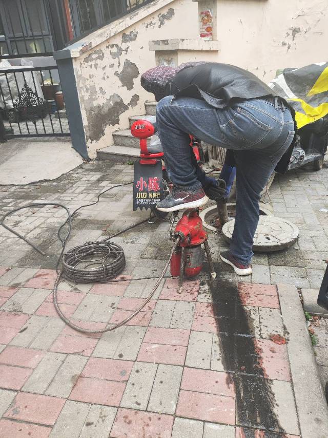 专业疏通维修水管改独立下水管道清洗管道