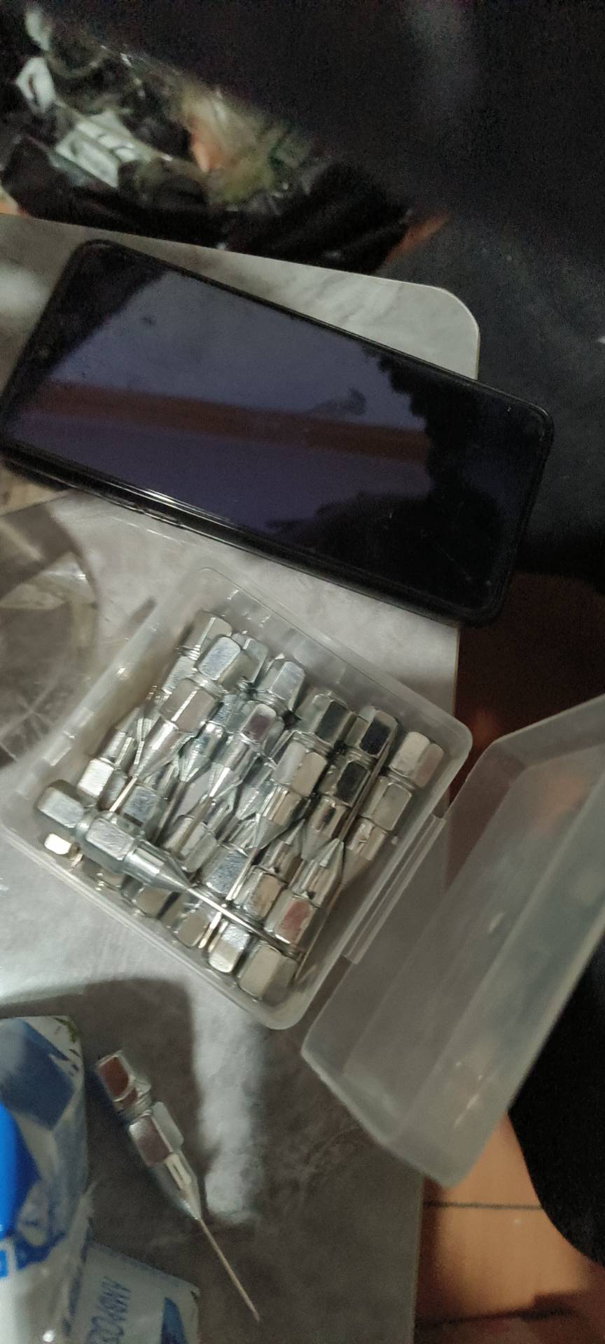 瓷砖空鼓防水维修