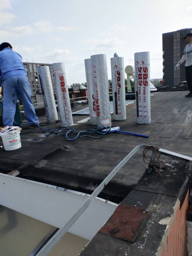 上海防水补漏屋专业顶防水外墙防水卫生间漏水维修