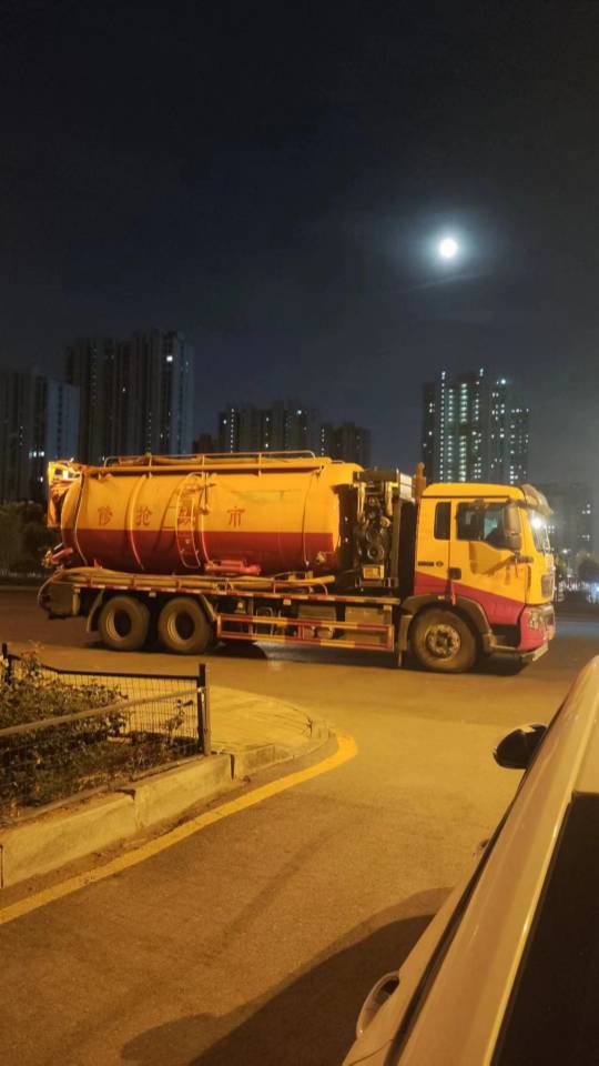 太原市管道清淤抽污清理化粪池抽粪吸污车上门