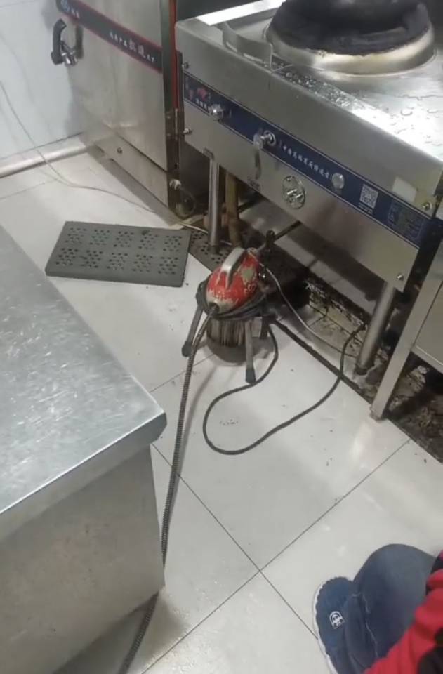 下水堵？专业疏通，隐私保护，速来咨询