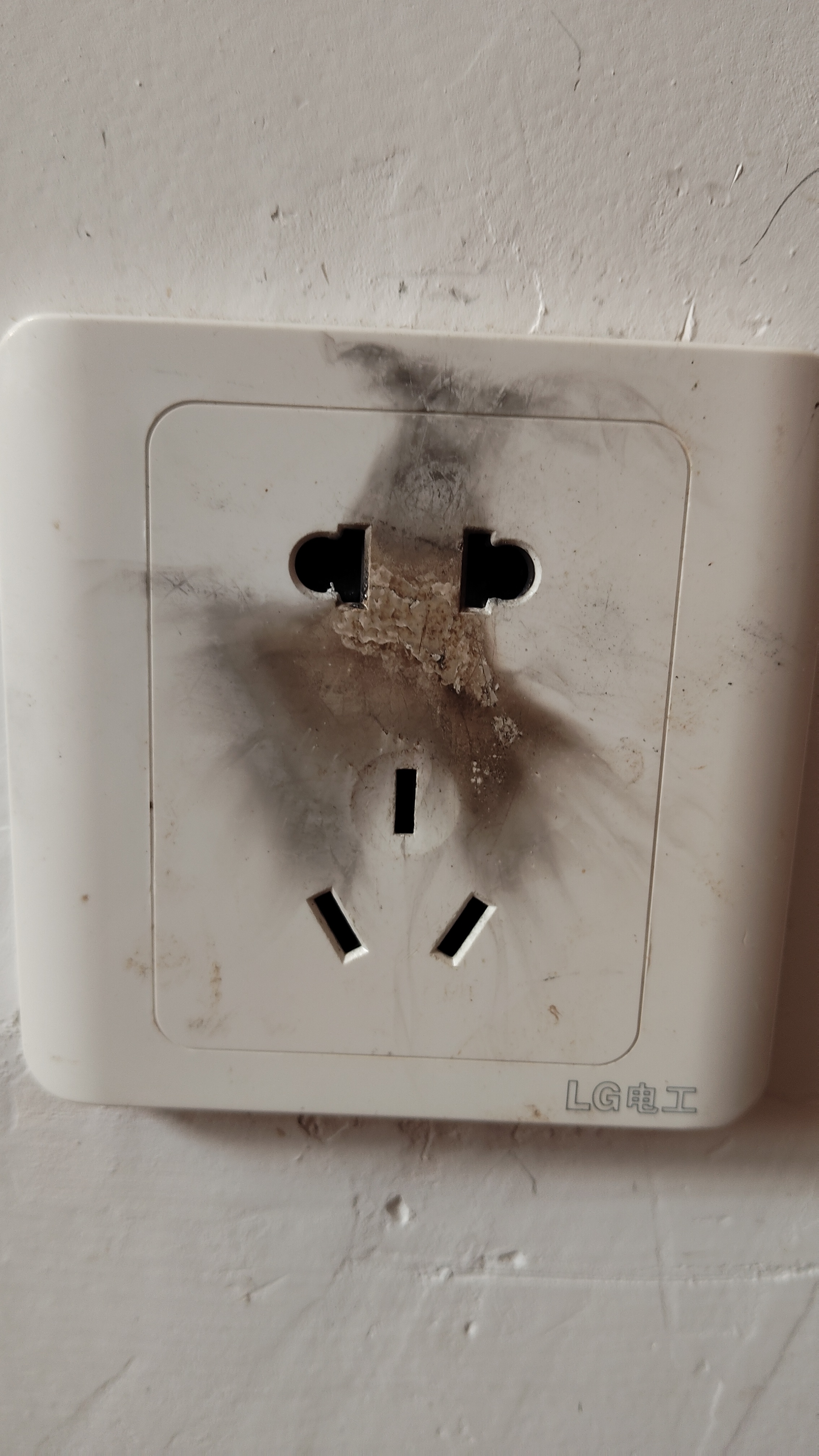 上门服务水电安装维修疏通管道保洁家电清洗高价回收