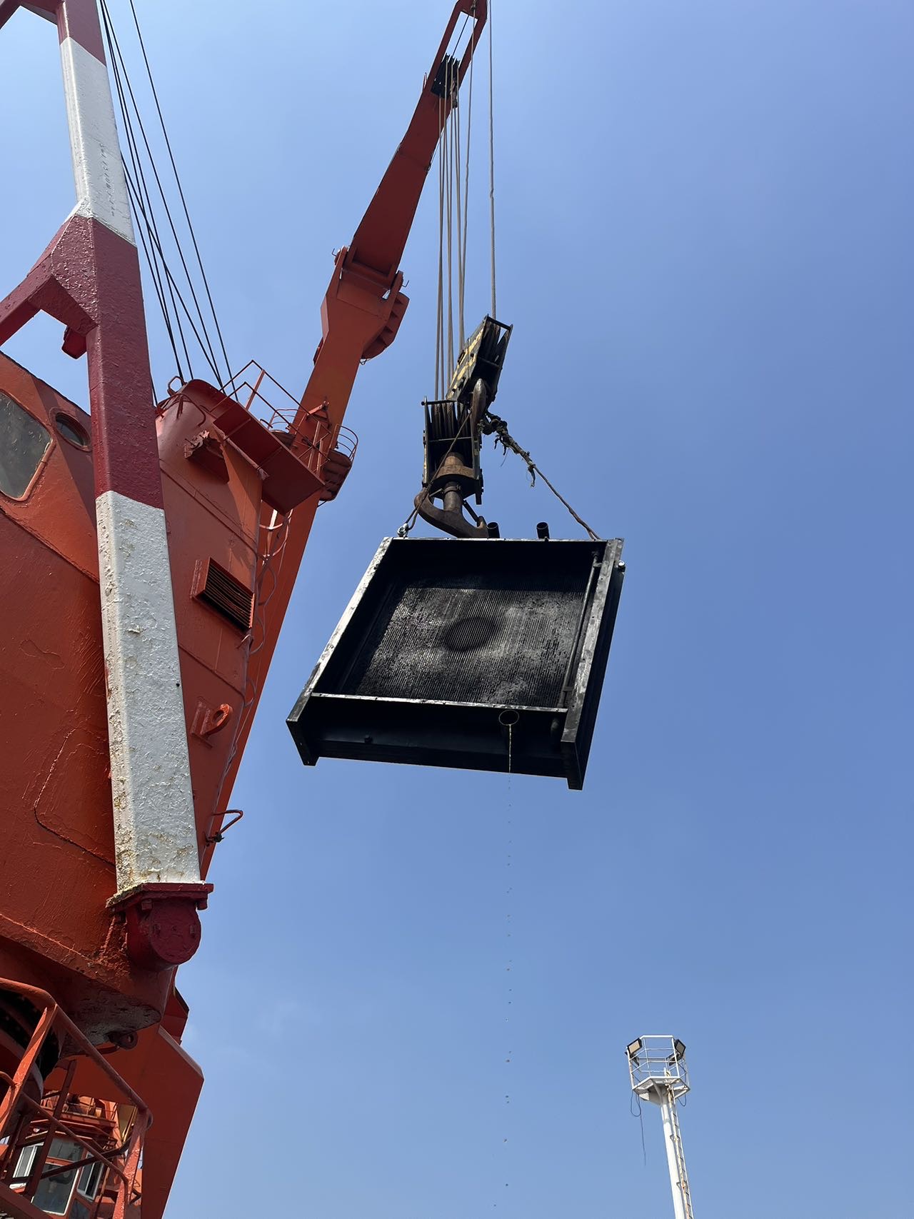 修汽车 工程机械水箱、油箱、我们是专业的