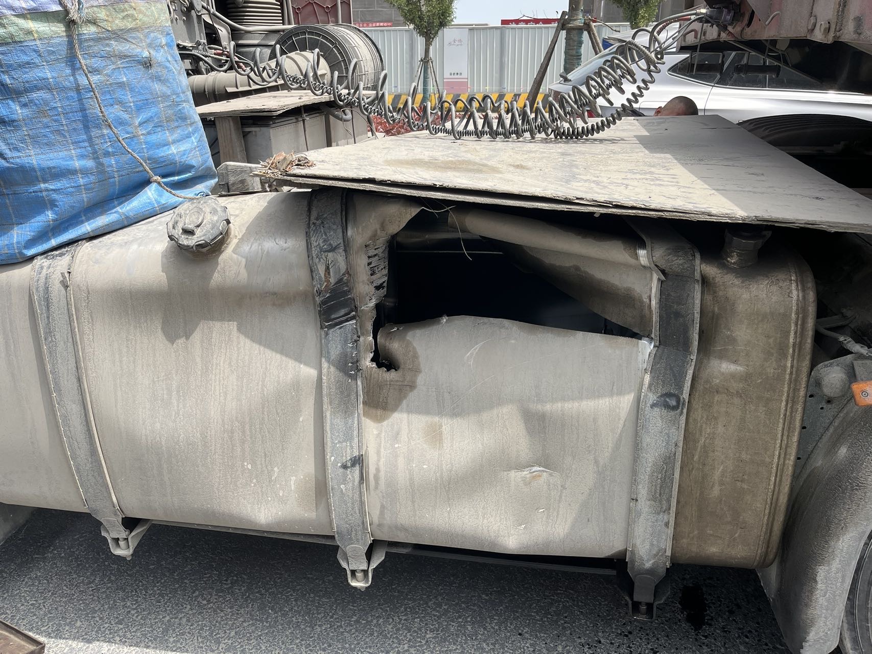 修汽车 工程机械水箱、油箱、我们是专业的