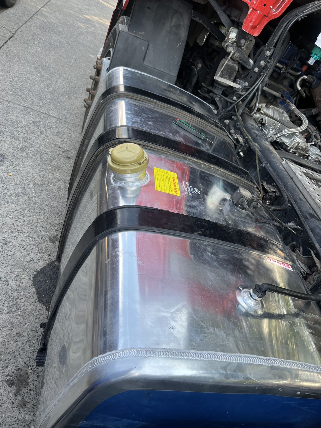 修汽车 工程机械水箱、油箱、我们是专业的
