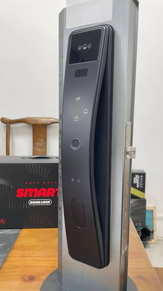开锁换锁修锁，紧急开锁，汽车开锁