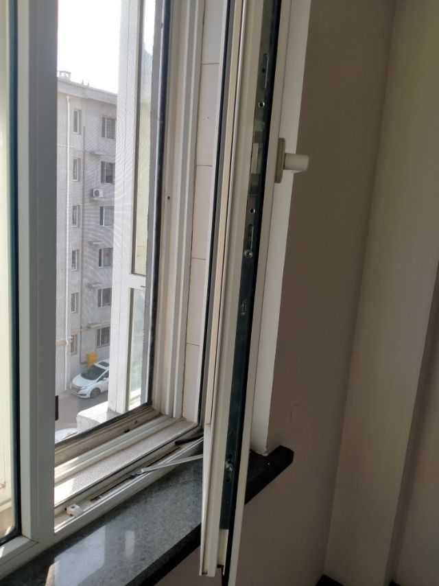 盘锦专业维修门窗