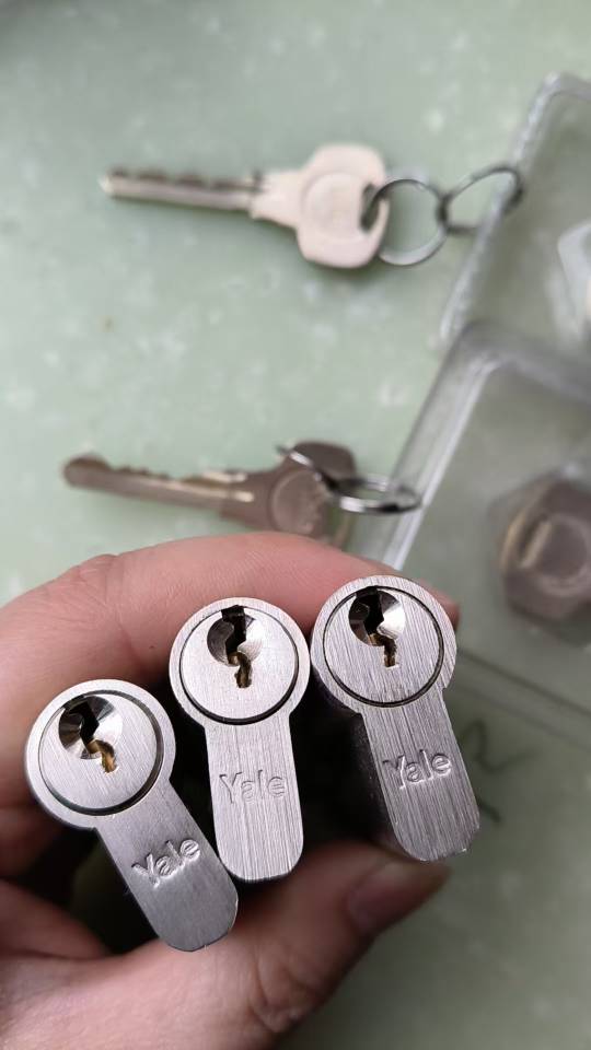 开锁换锁配汽车钥匙