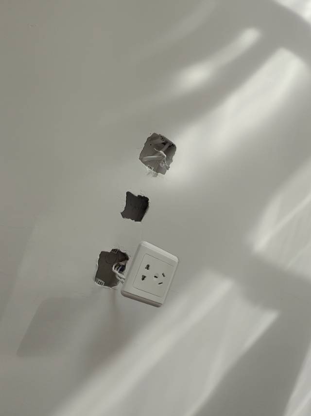 维修家庭电路漏电跳闸