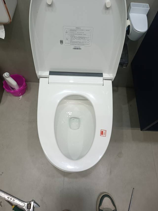 水电卫浴洁具灯具窗帘晾衣架指纹锁安装维修