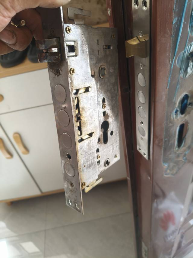 智能门锁安装