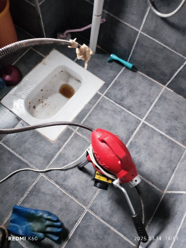 蹲便机器疏通