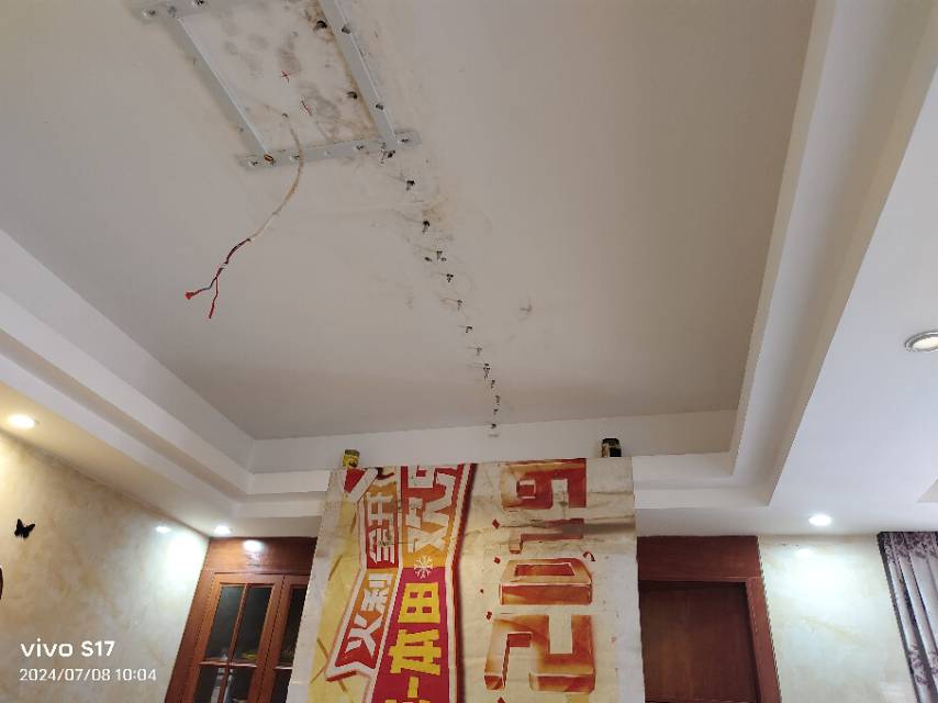 专业承接各种各样防水补漏.外墙漆