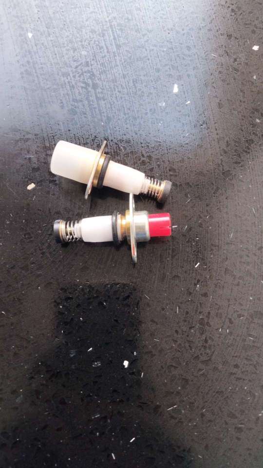 天津开发区 御景园低，燃气灶维修，油烟机维修 洗衣机维修 热水器维修