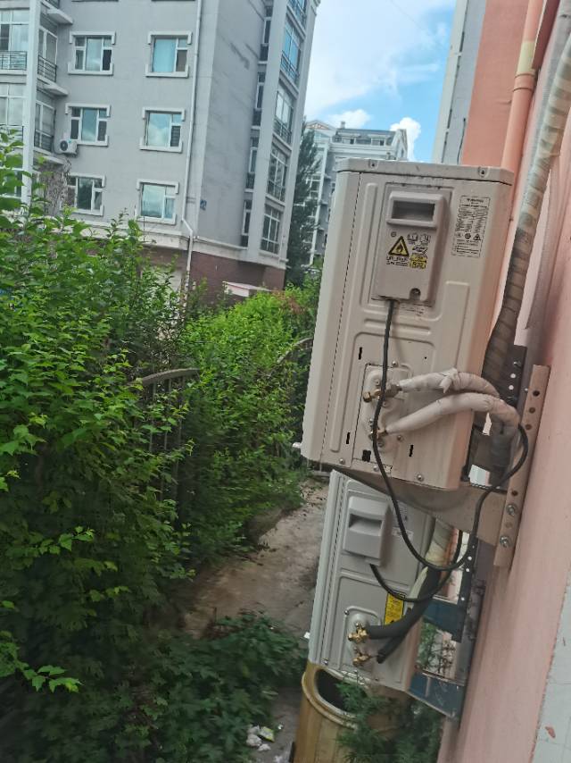 专业安装维修空调。