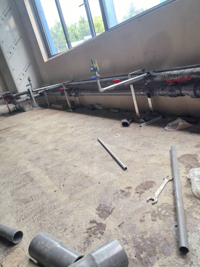太仓专业管道疏通敲墙打孔开槽切墙