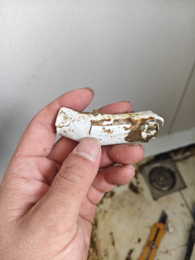 无锡漏水维修  免费上门