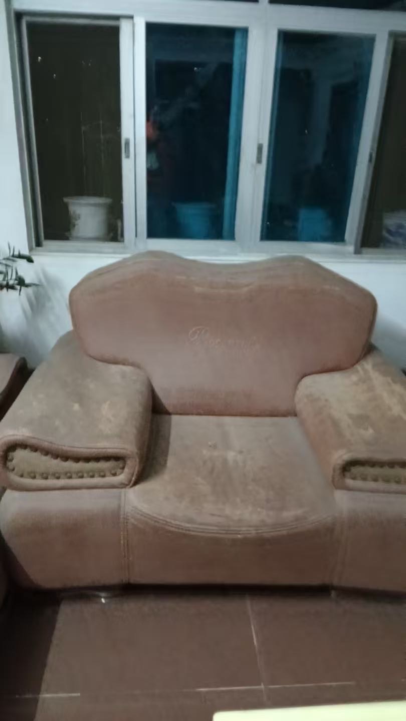 沙发皮，布艺，换皮翻新，维修各种沙发难题