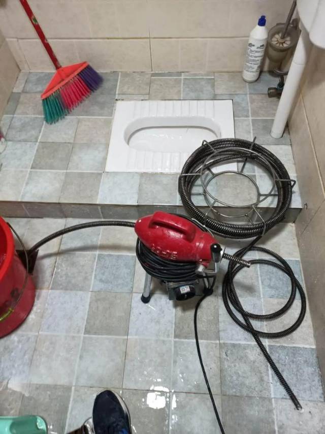 专业疏通 水电维修 空调维修 防水补漏