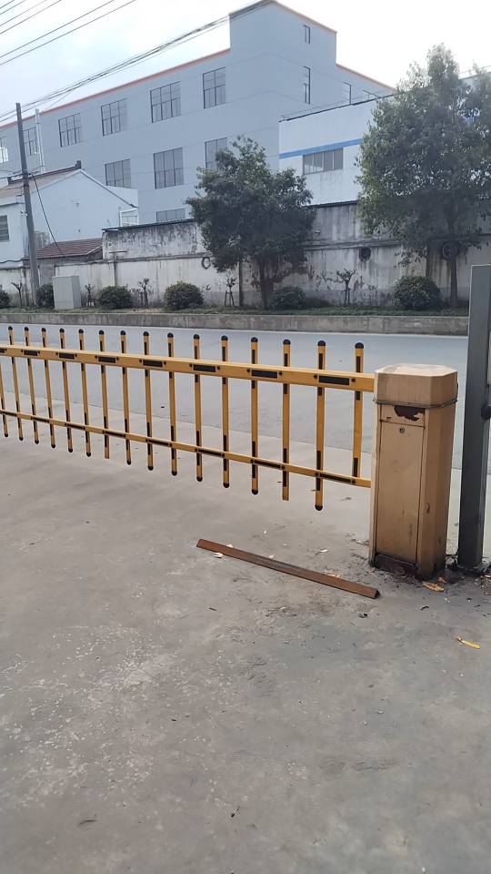 常州市各种电动门 卷帘门 批发安装维修