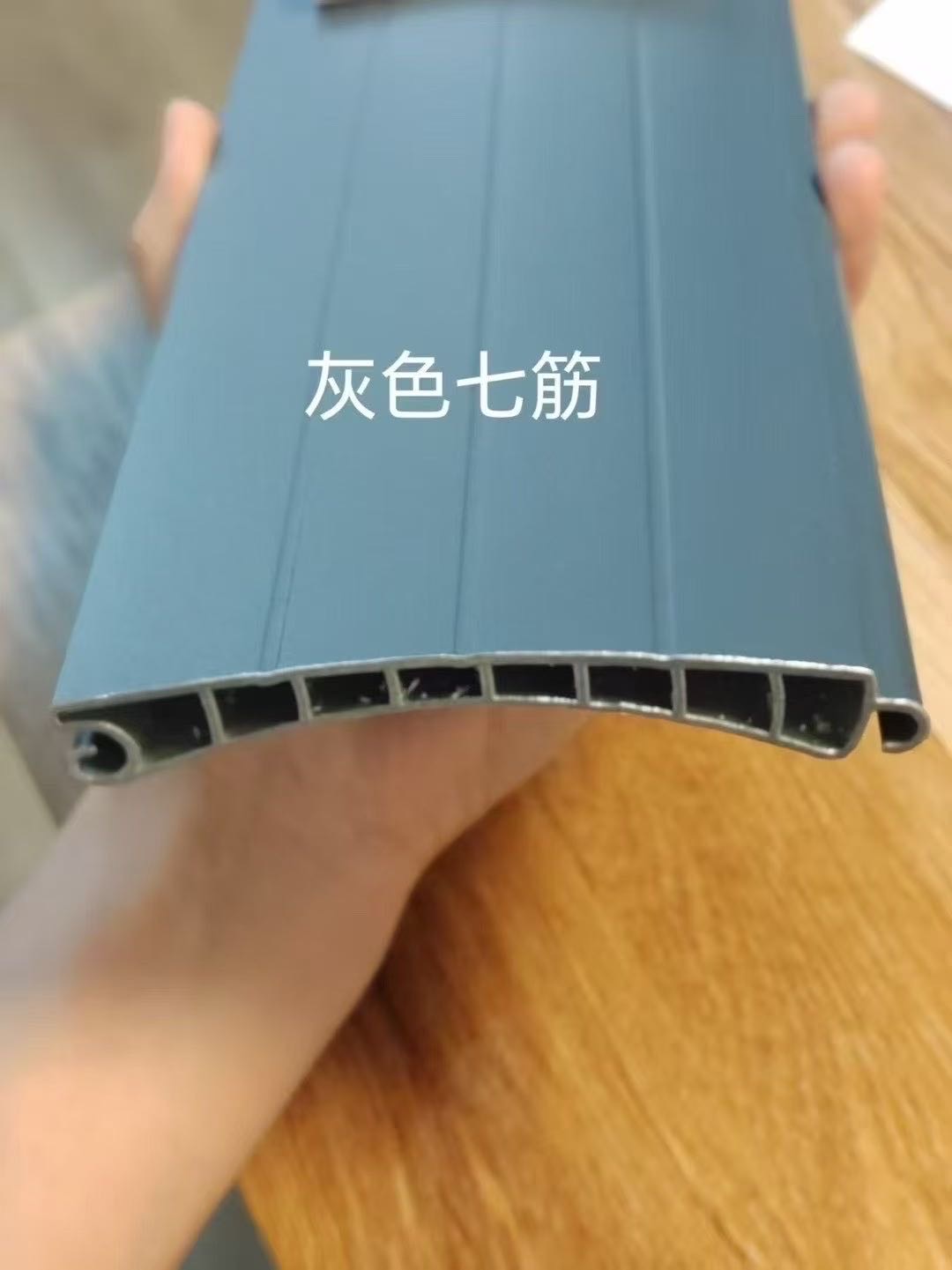 维修和安装各种卷帘门