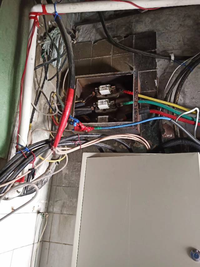 专业安装，维修水电方面疑难问题