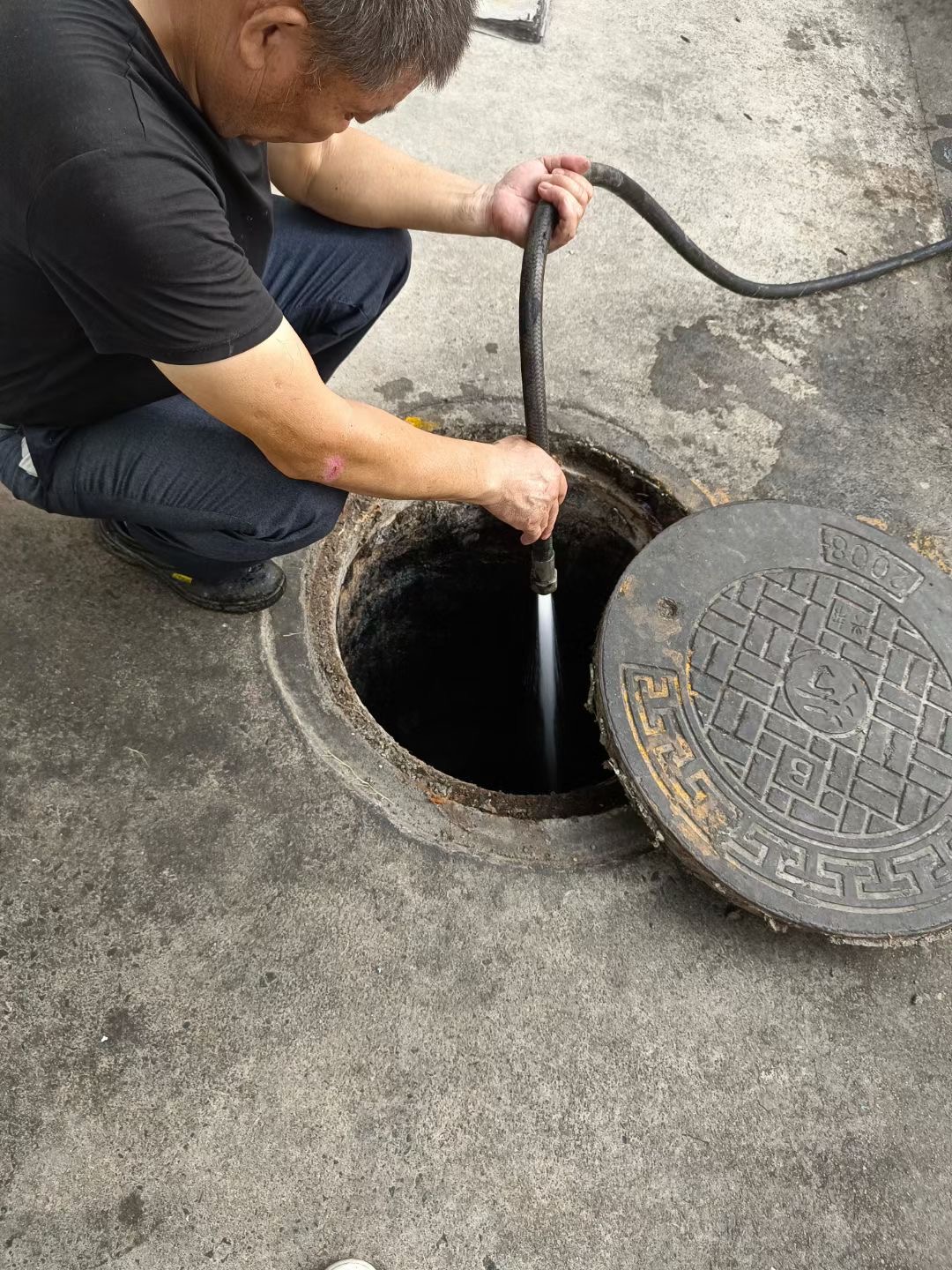 管道疏通安装防水防漏水电安装维修高压清洗