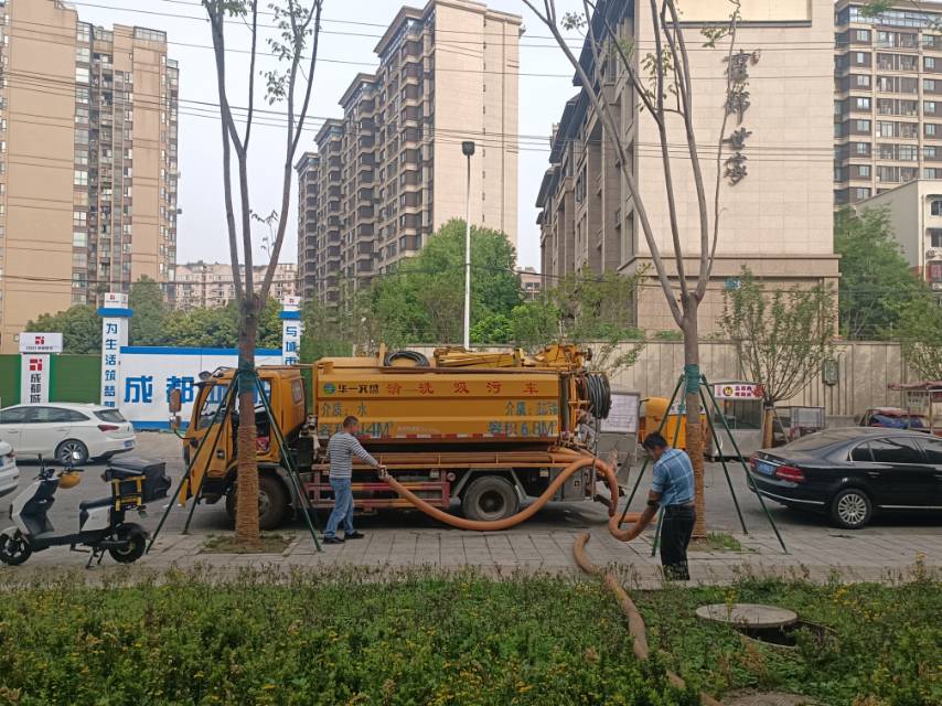 本人专业疏通下水道工作十多年经验