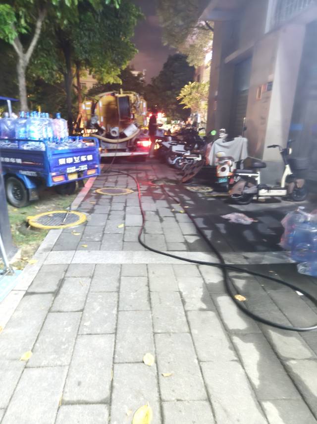 专业管道疏通，清理化粪池，高压疏通下水道