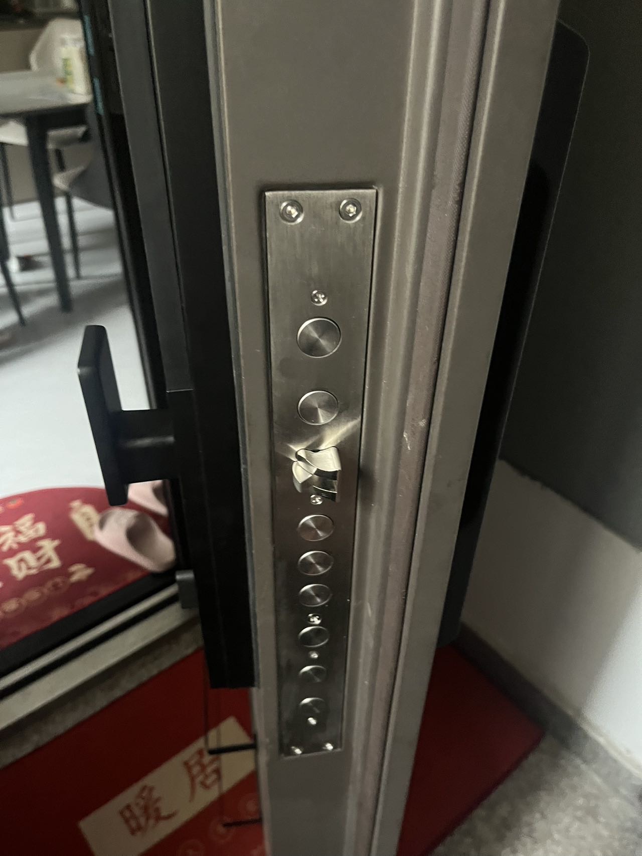 泰州市海陵区鸿鑫祥开锁