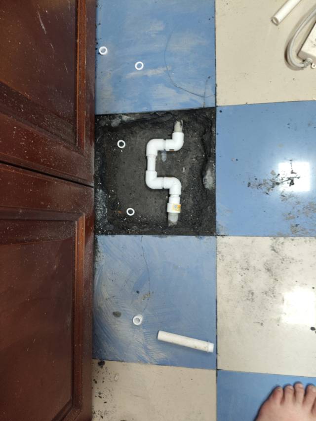 彩虹防水工程维修部