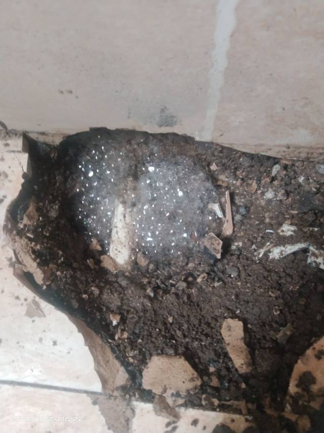 安阳老张侧漏水维修