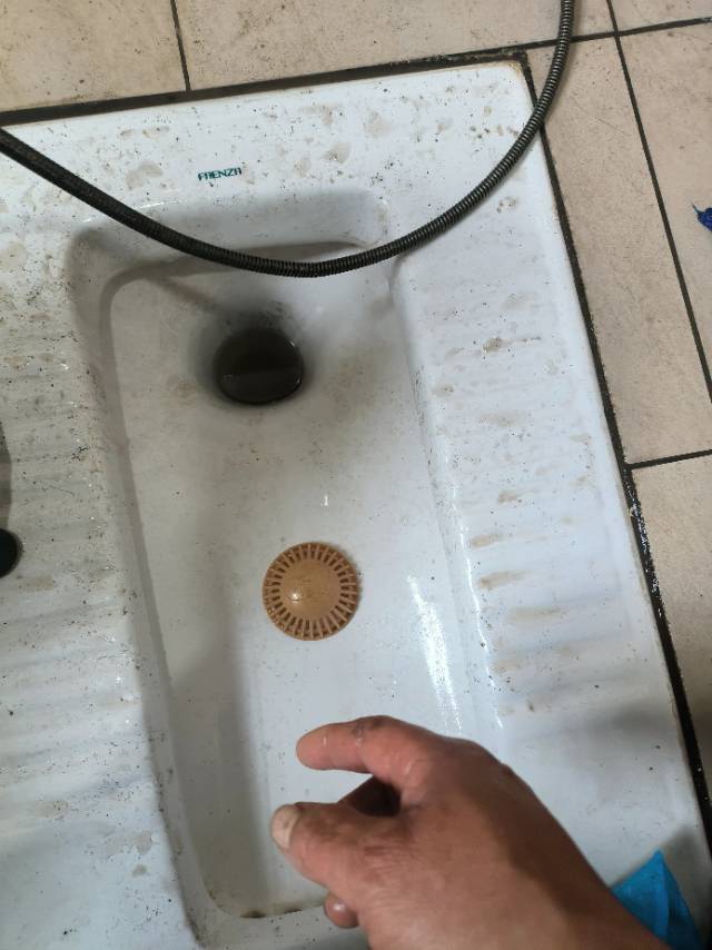 专业管道疏通24小时服务