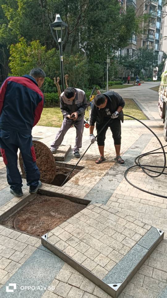 专业疏通厕所、下水道