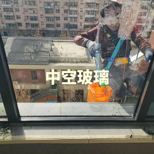 各种玻璃定制更换维修！