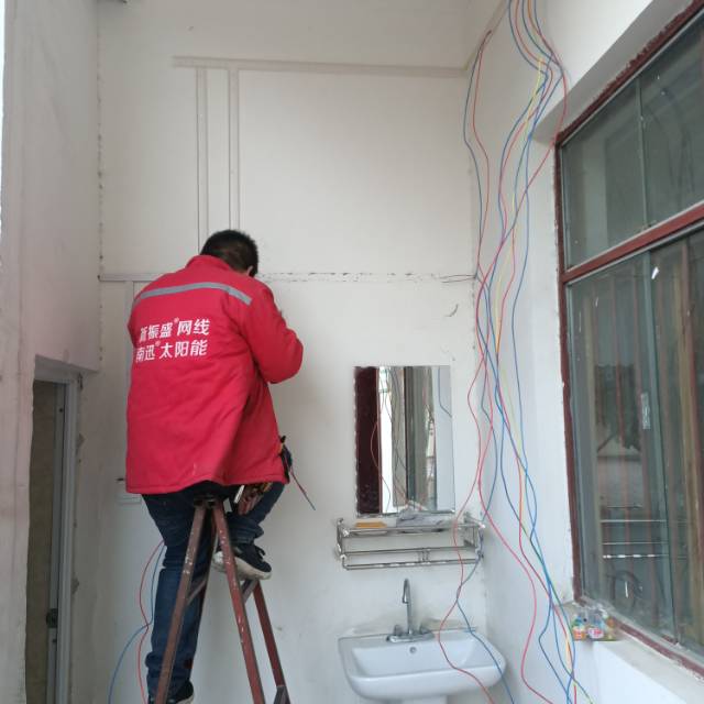 一握胡工手，永远是朋友