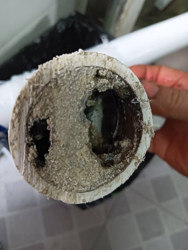 家庭维修马桶管道疏通