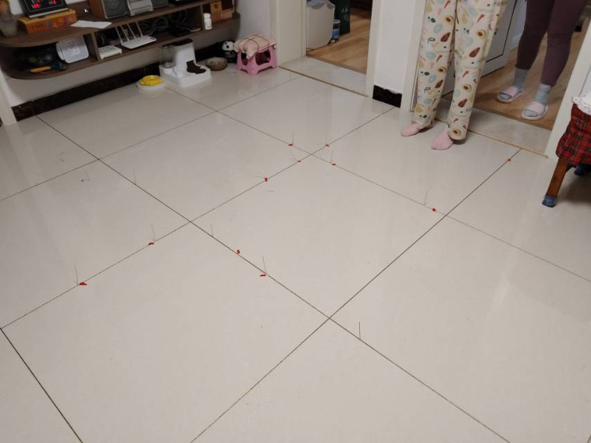 瓷砖翘边空鼓修复