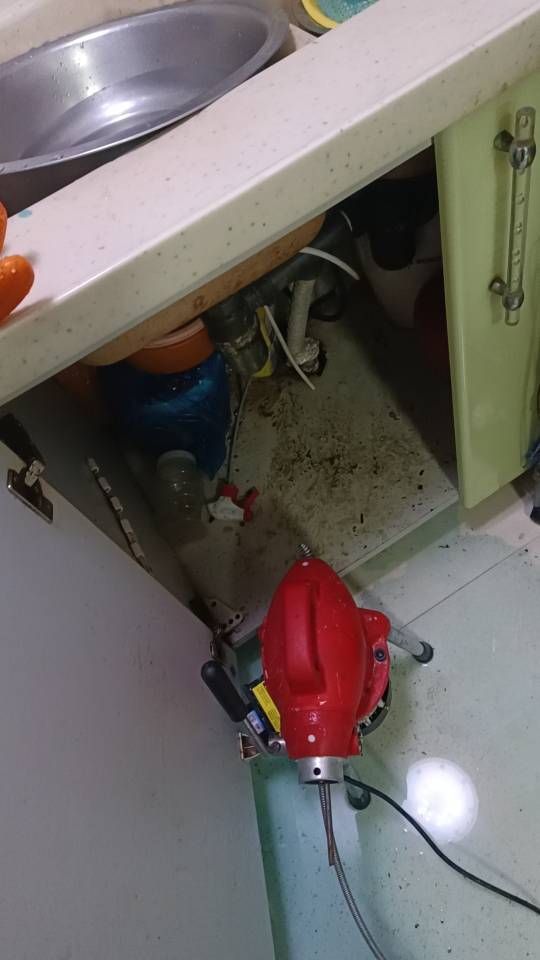 24个小时服务，谁叫谁到不休息，