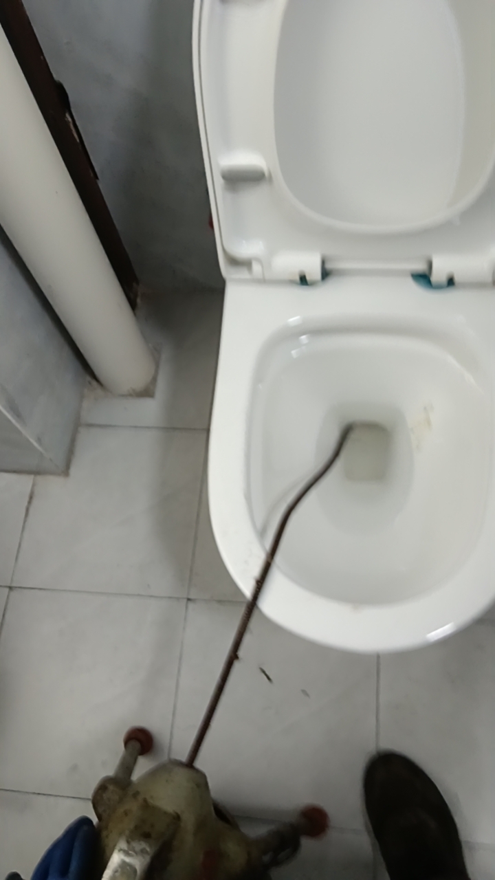 专业疏通下水管道