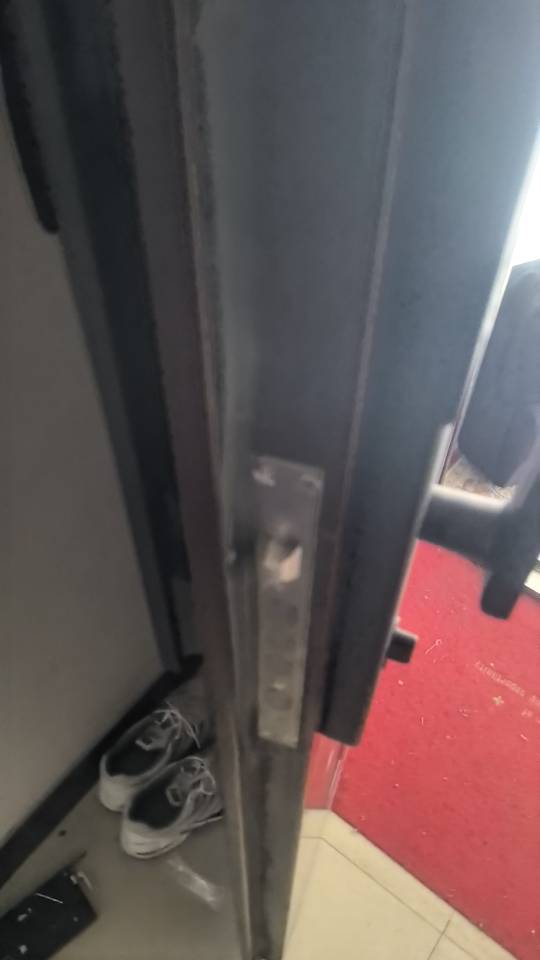 开锁换锁指纹锁维修