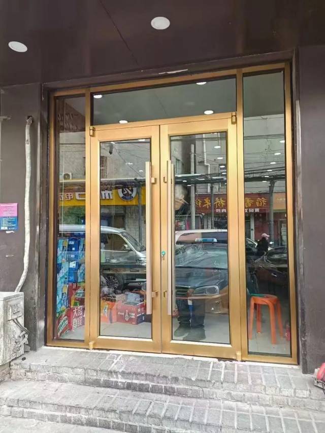 临沂门窗安装维修各种玻璃门 卷帘门车库门 推拉门肯德基门防盗门密码锁指纹锁门禁感应门