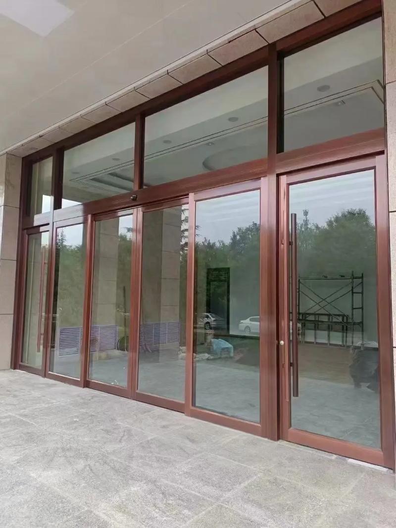 临沂门窗安装维修各种玻璃门 卷帘门车库门 推拉门肯德基门防盗门密码锁指纹锁门禁感应门