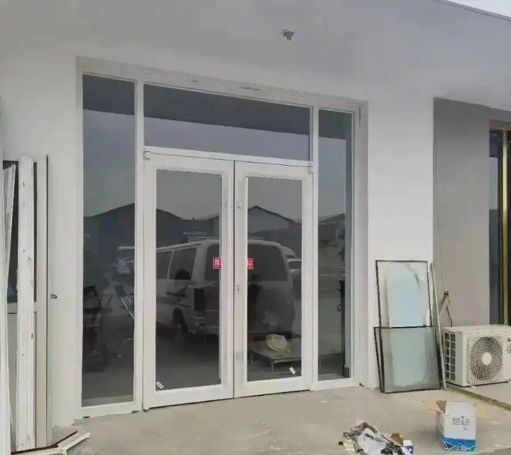 临沂门窗安装维修各种玻璃门 卷帘门车库门 推拉门肯德基门防盗门密码锁指纹锁门禁感应门